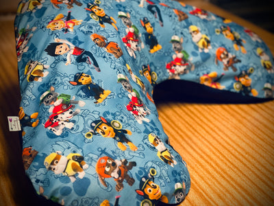 Cartoon dogs 🐾 - Boomerang Pillow Case