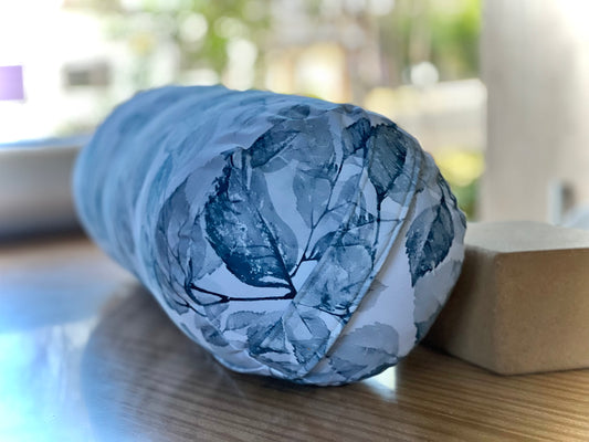 Yoga Bolster - frosted leaves  🍁