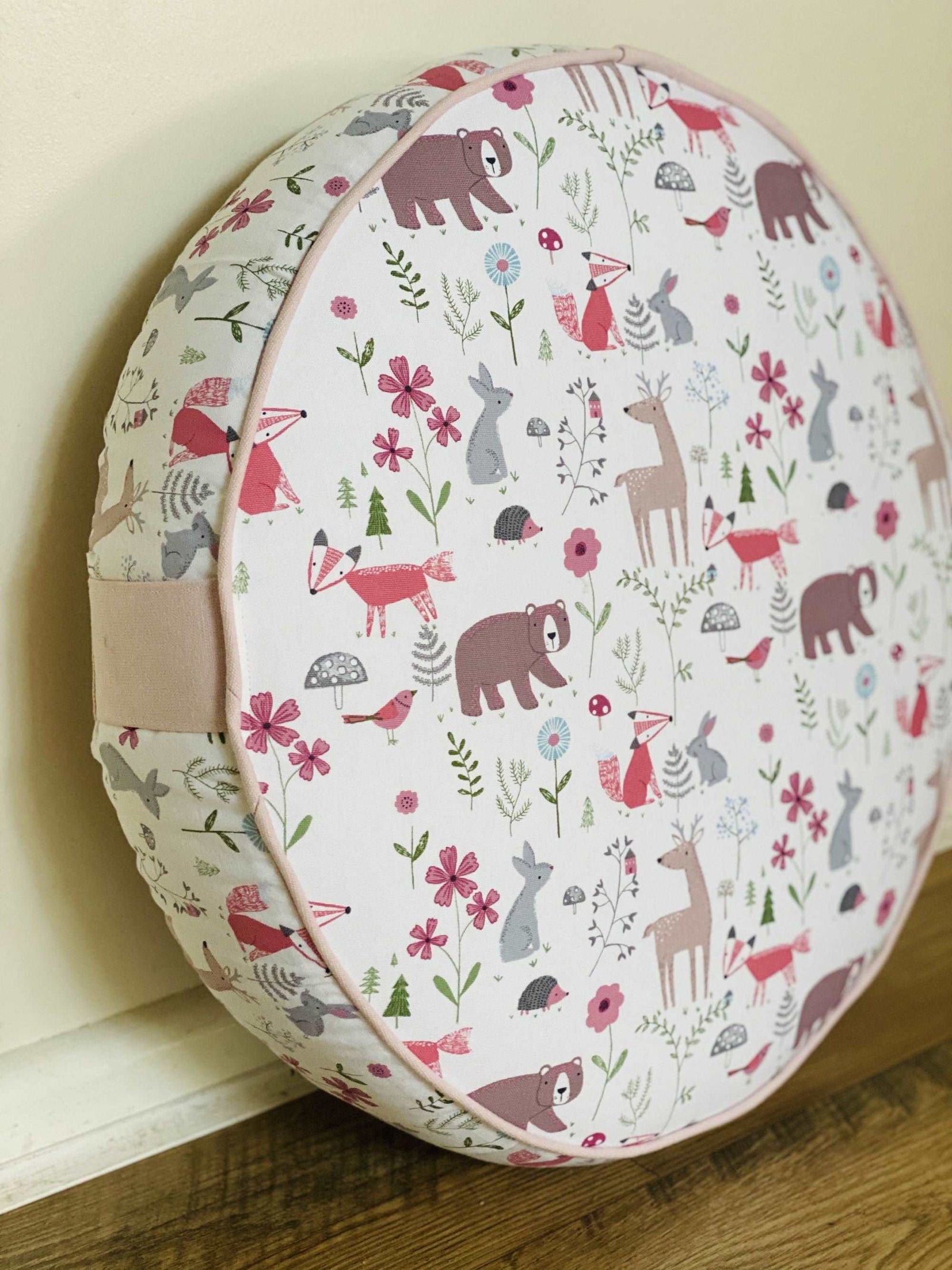 Kids floor cushions